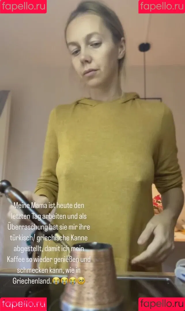 Sexy Julia / einfach_echt_Julia Onlyfans Photo Gallery 