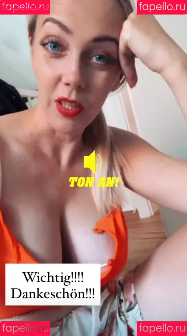 Sexy Julia / einfach_echt_Julia Onlyfans Photo Gallery 