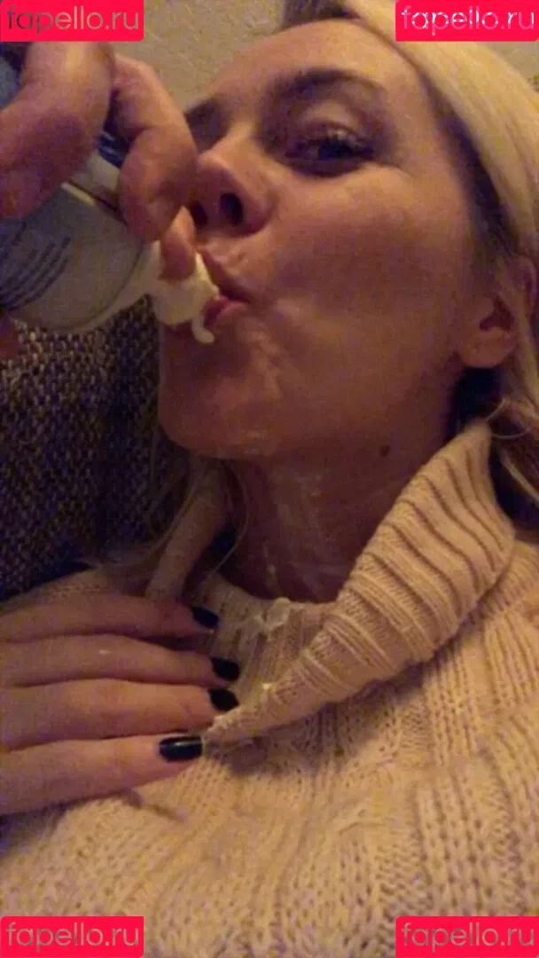 Sexy Julia / einfach_echt_Julia Onlyfans Photo Gallery 