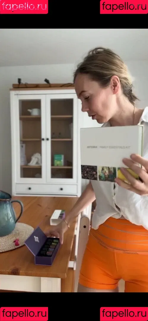 Sexy Julia / einfach_echt_Julia Onlyfans Photo Gallery 