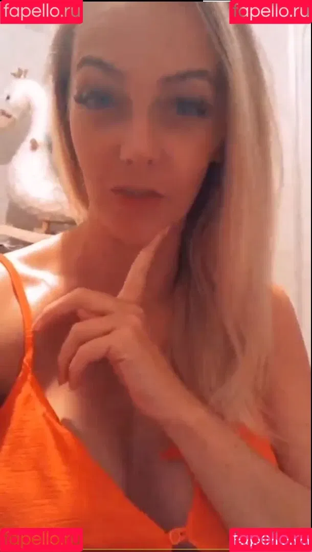 Sexy Julia / einfach_echt_Julia Onlyfans Photo Gallery 