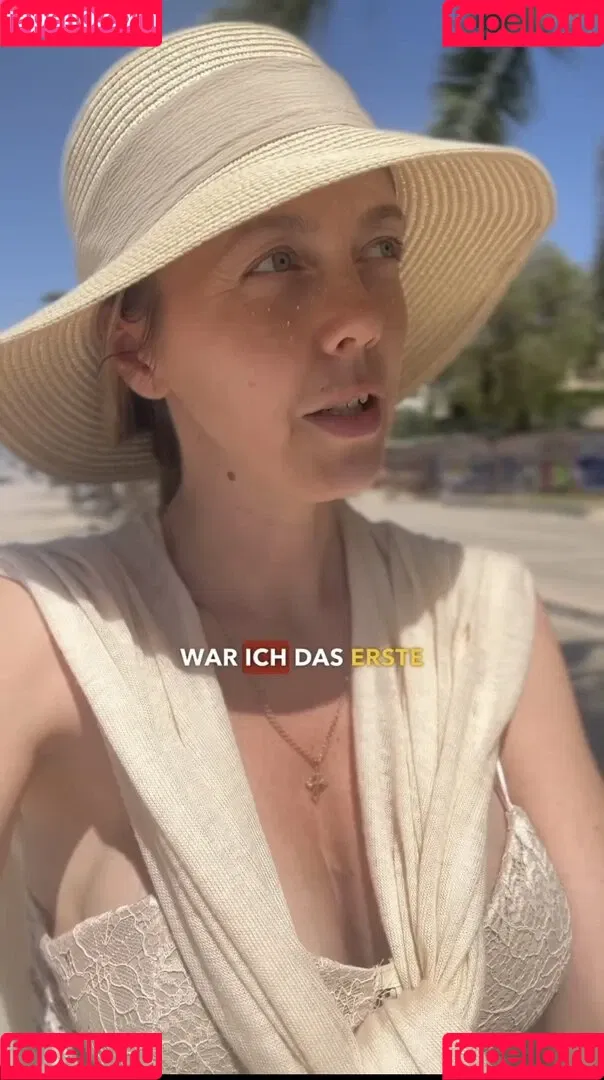 Sexy Julia / einfach_echt_Julia Onlyfans Photo Gallery 