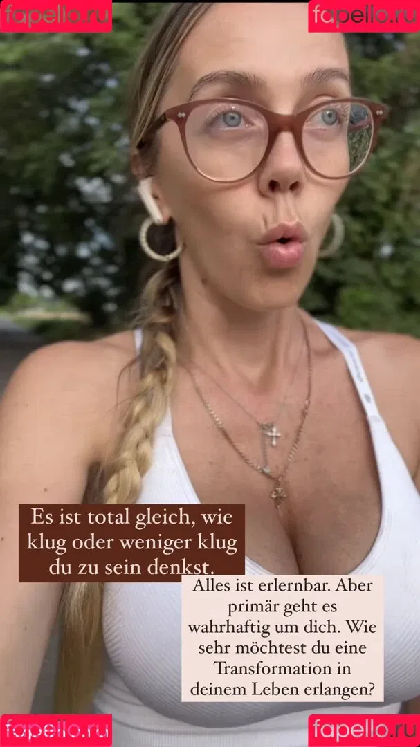 Sexy Julia / einfach_echt_Julia Onlyfans Photo Gallery 