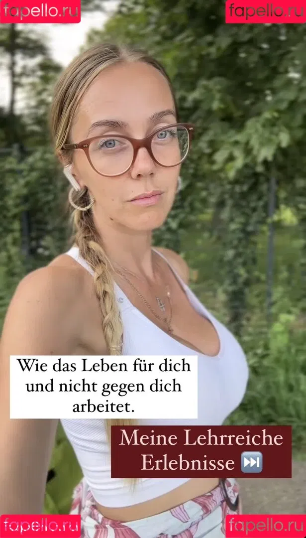 Sexy Julia / einfach_echt_Julia Onlyfans Photo Gallery 