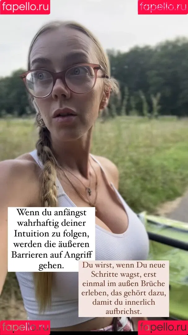 Sexy Julia / einfach_echt_Julia Onlyfans Photo Gallery 