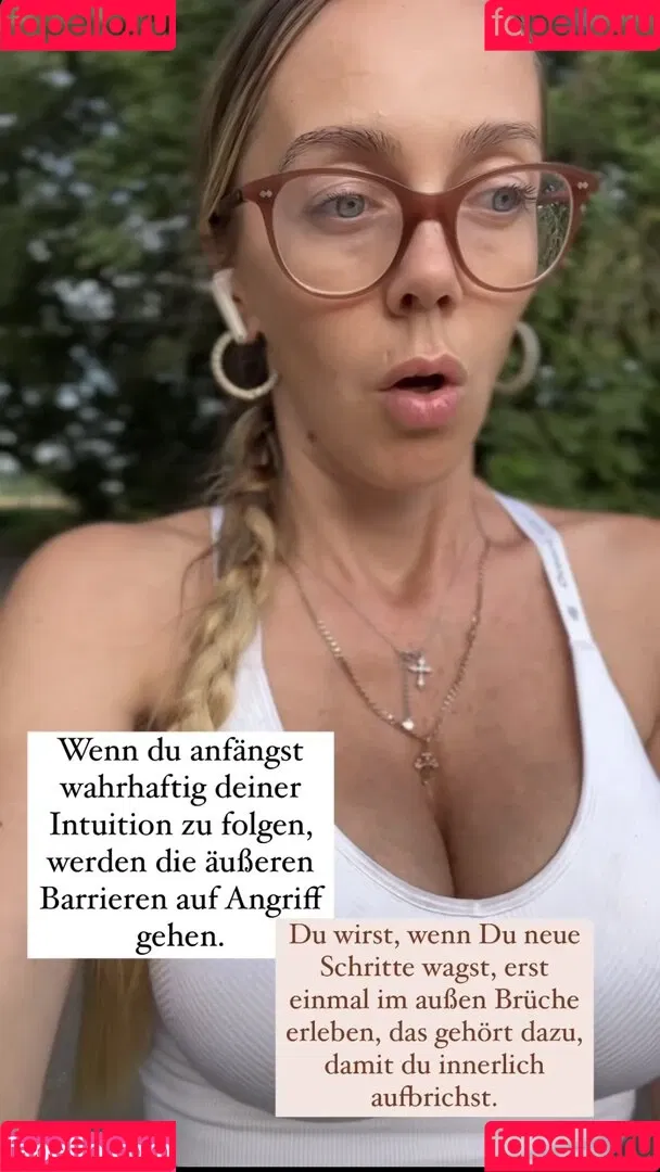 Sexy Julia / einfach_echt_Julia Onlyfans Photo Gallery 