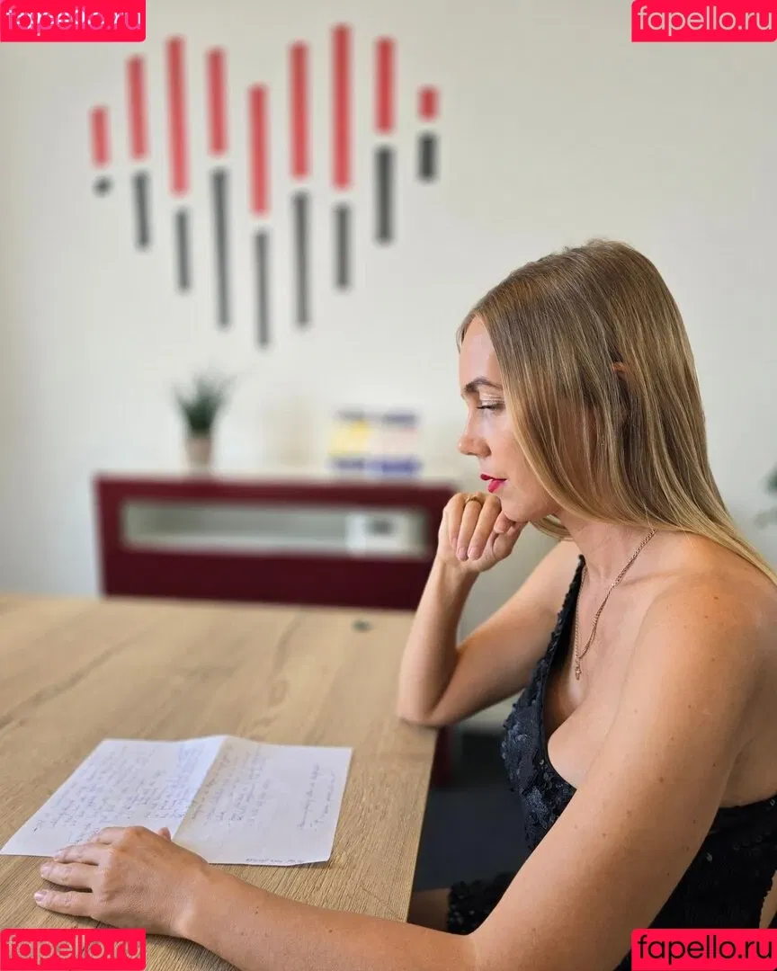 Sexy Julia / einfach_echt_Julia Onlyfans Photo Gallery 