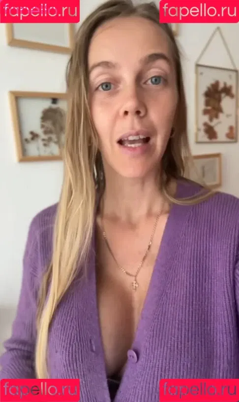 Sexy Julia / einfach_echt_Julia Onlyfans Photo Gallery 