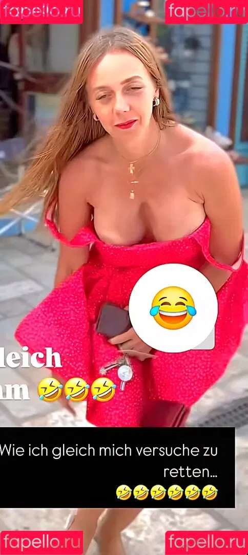 Sexy Julia / einfach_echt_Julia Onlyfans Photo Gallery 