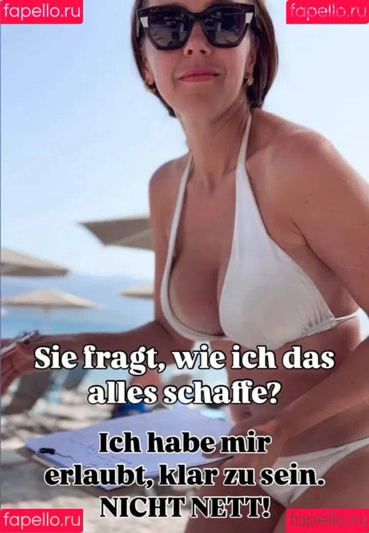 Sexy Julia / einfach_echt_Julia Onlyfans Photo Gallery 