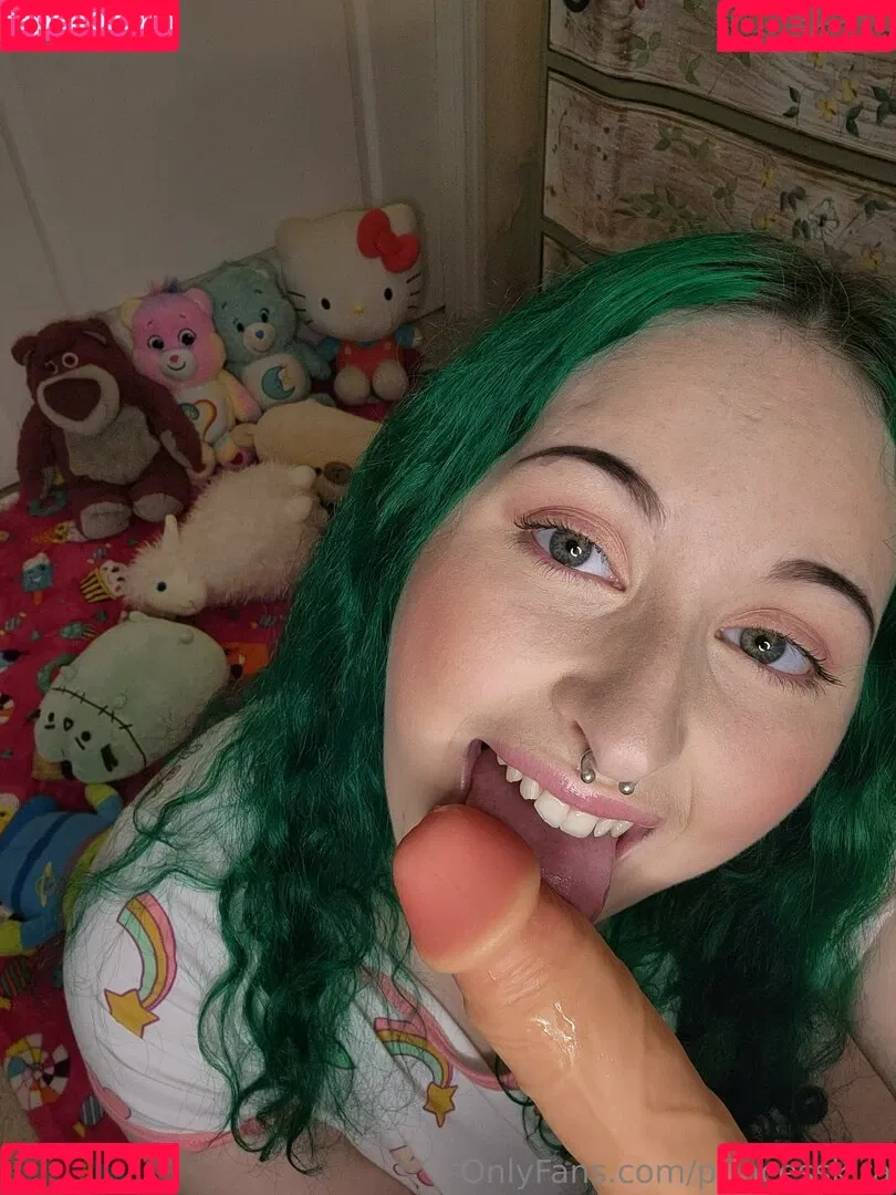 princesskira / princesskira14 Onlyfans Photo Gallery 