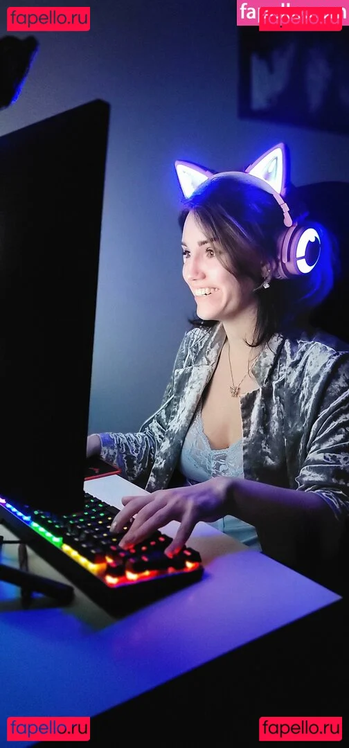 nikki_qtlux / qtlux Onlyfans Photo Gallery 