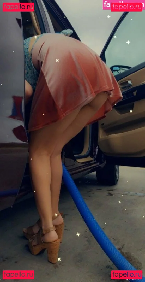 nikki_qtlux / qtlux Onlyfans Photo Gallery 