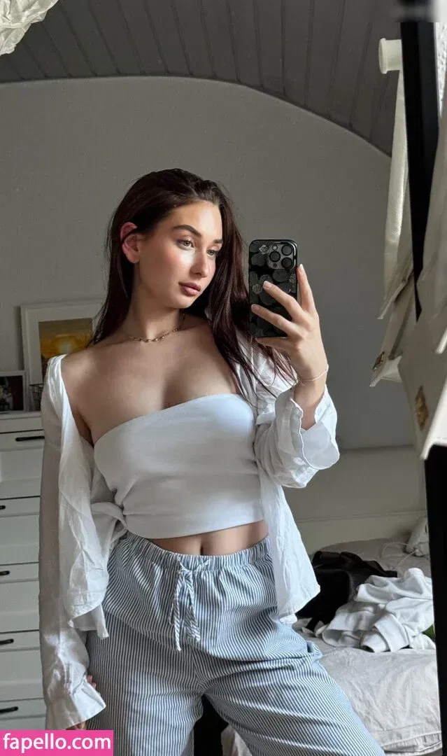 Samira Lotte / Samiralotte / samirasalem Onlyfans Photo Gallery 