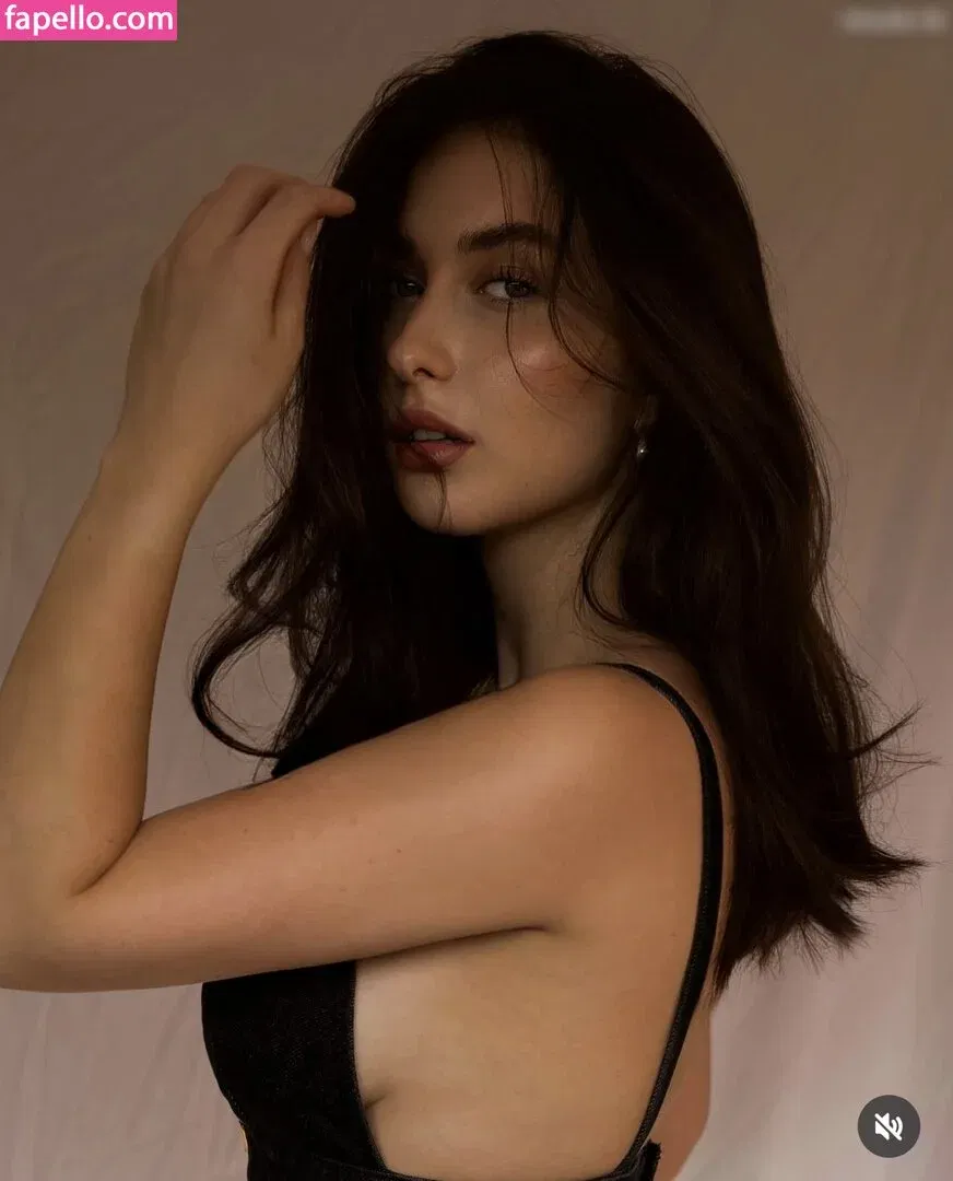 Samira Lotte / Samiralotte / samirasalem Onlyfans Photo Gallery 