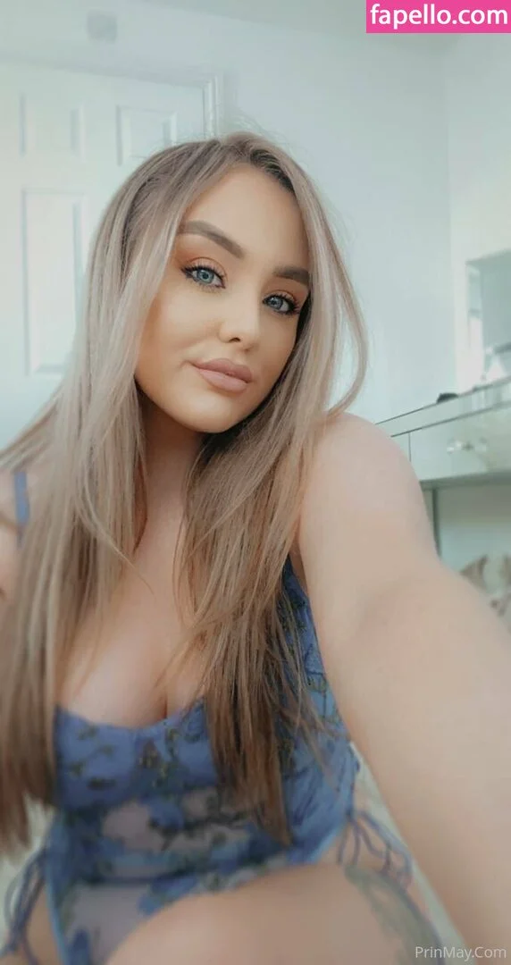 prinnymay / prinnymay_ Onlyfans Photo Gallery 