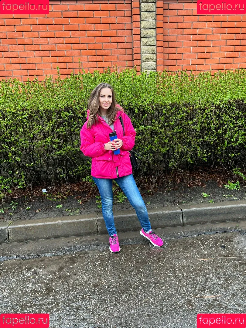 wren_irene483 / wrenirene Onlyfans Photo Gallery 