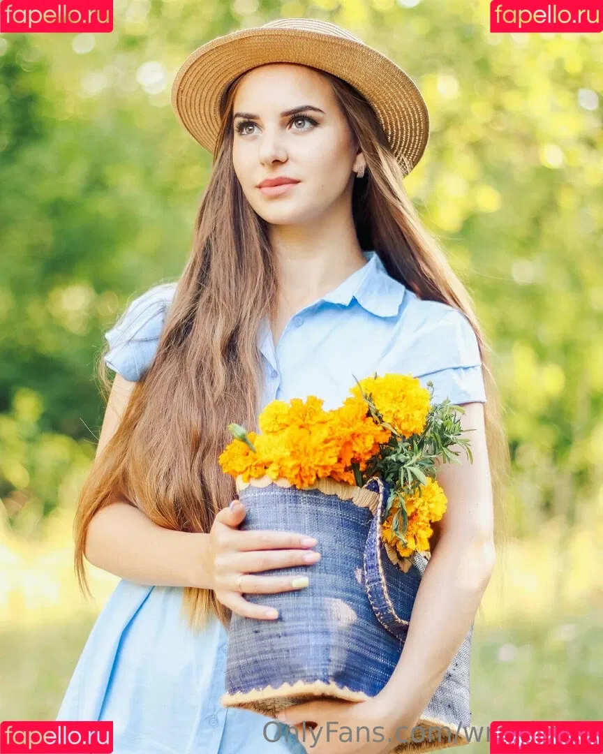 wren_irene483 / wrenirene Onlyfans Photo Gallery 