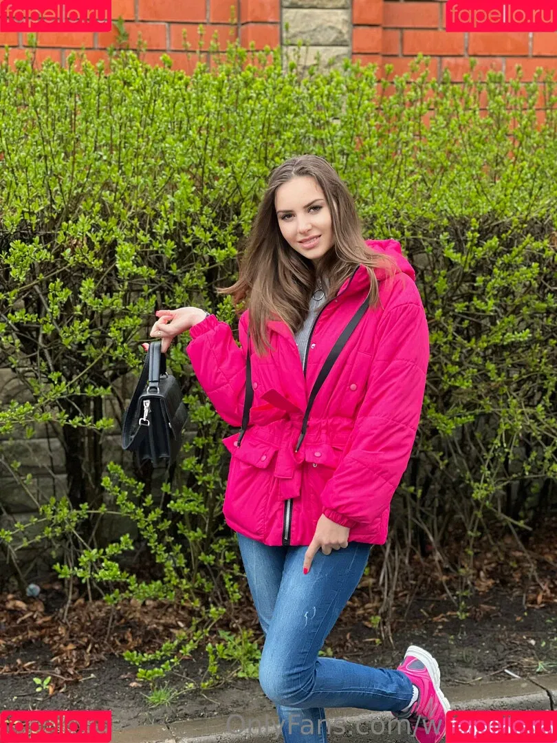 wren_irene483 / wrenirene Onlyfans Photo Gallery 