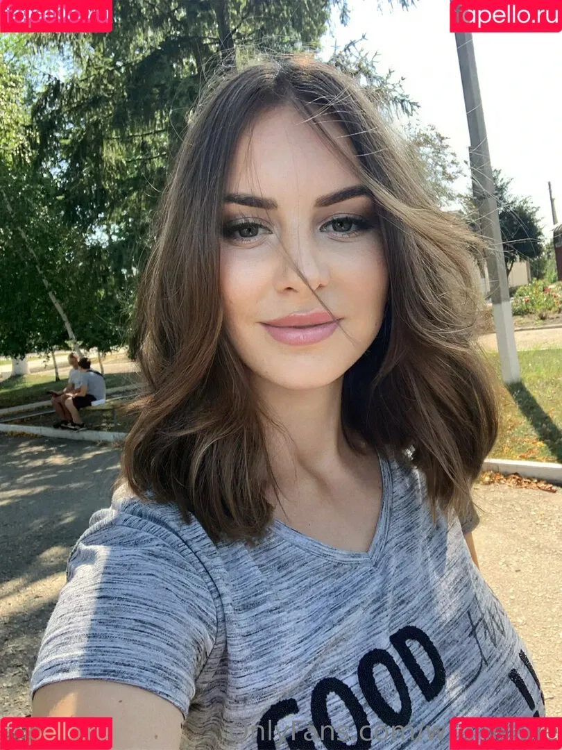 wren_irene483 / wrenirene Onlyfans Photo Gallery 