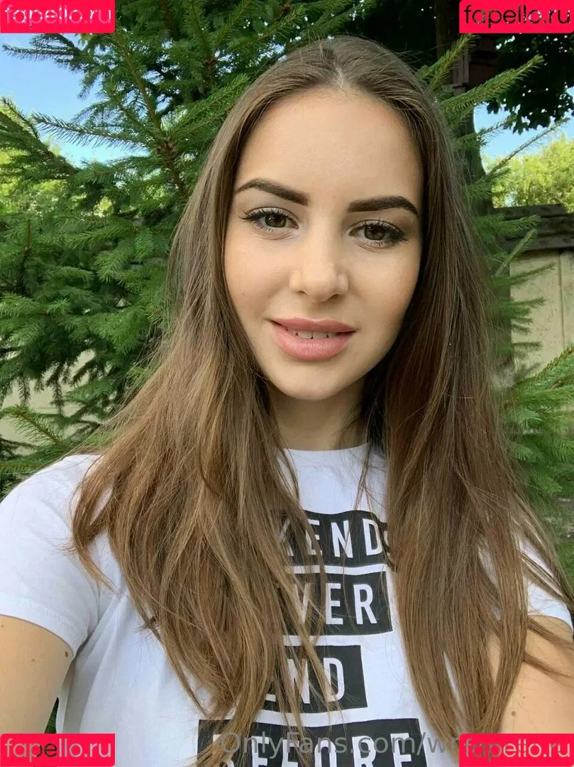 wren_irene483 / wrenirene Onlyfans Photo Gallery 