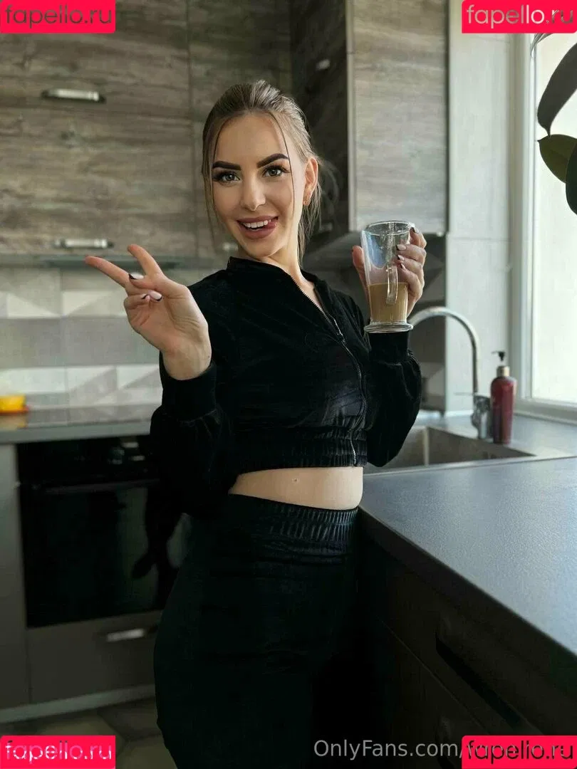 wren_irene483 / wrenirene Onlyfans Photo Gallery 