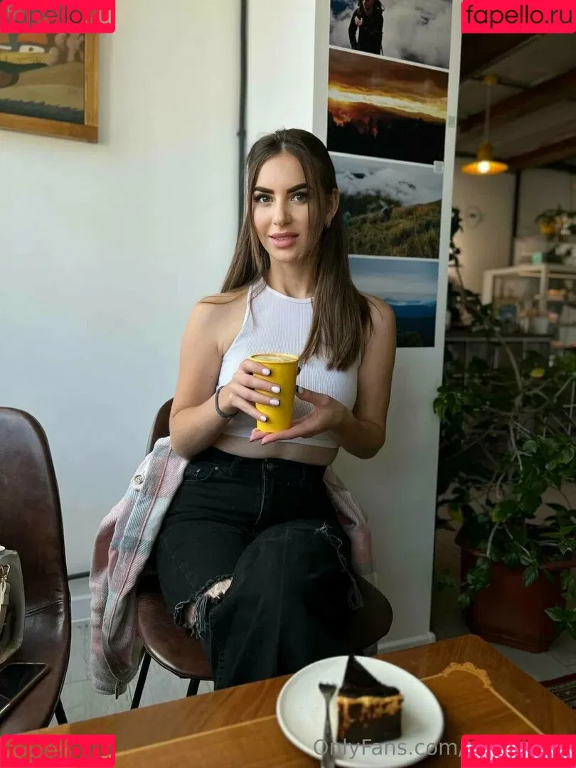 wren_irene483 / wrenirene Onlyfans Photo Gallery 