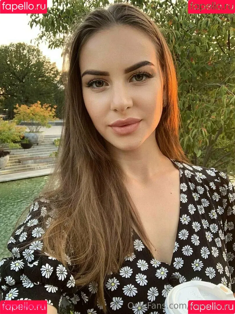 wren_irene483 / wrenirene Onlyfans Photo Gallery 