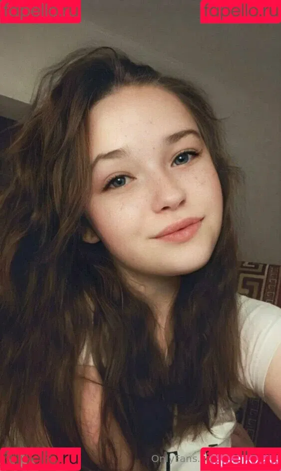 wren_irene483 / wrenirene Onlyfans Photo Gallery 