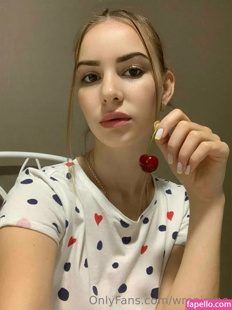 wren_irene483 / wrenirene Onlyfans Photo Gallery 