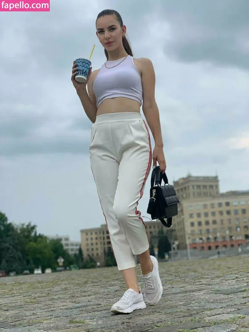 wren_irene483 / wrenirene Onlyfans Photo Gallery 