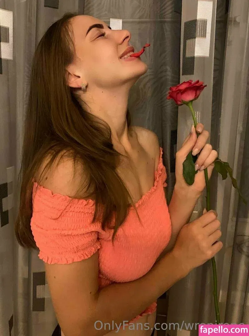 wren_irene483 / wrenirene Onlyfans Photo Gallery 