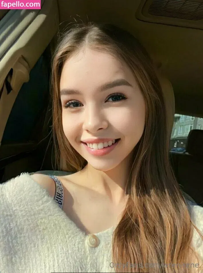 wren_irene483 / wrenirene Onlyfans Photo Gallery 
