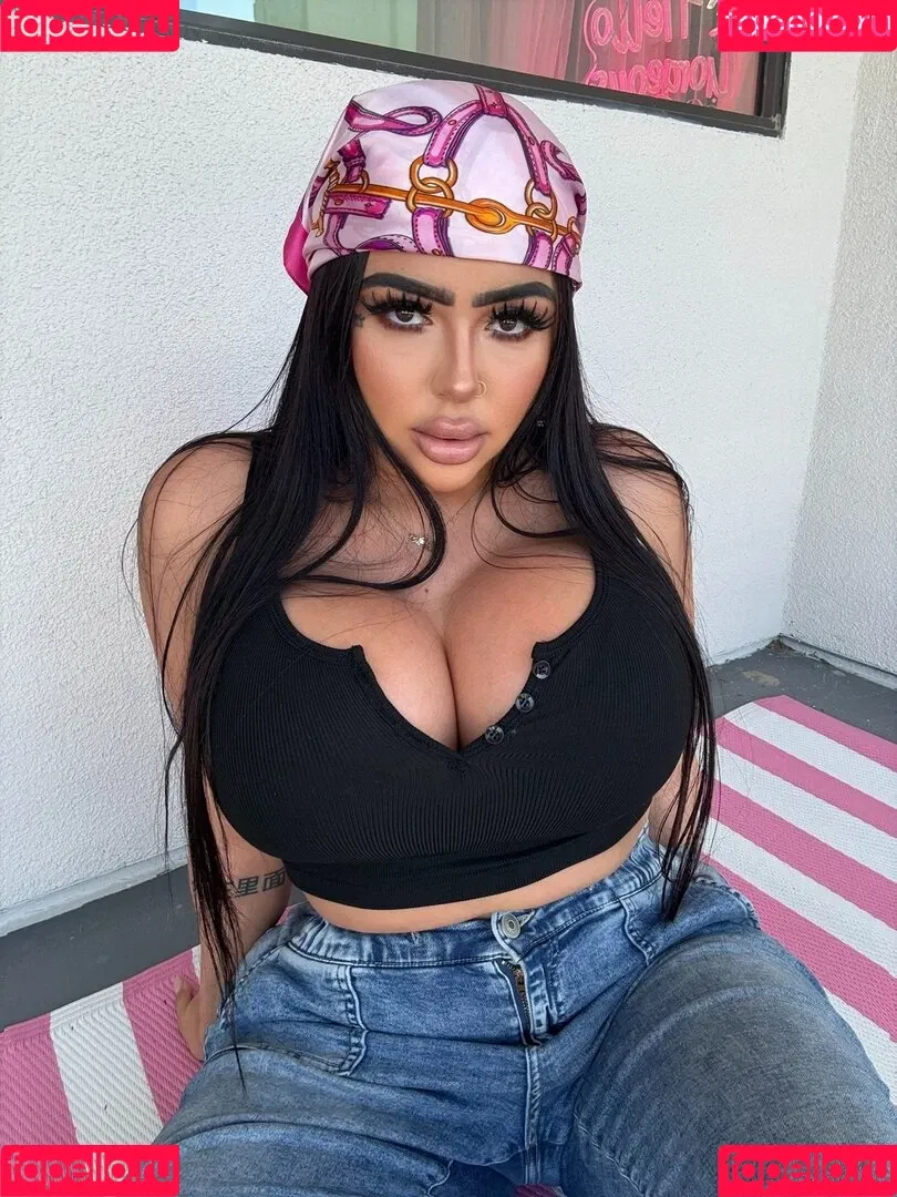 Zoey Foxx / badgirlfoxx / zoeyfoxx Onlyfans Photo Gallery 