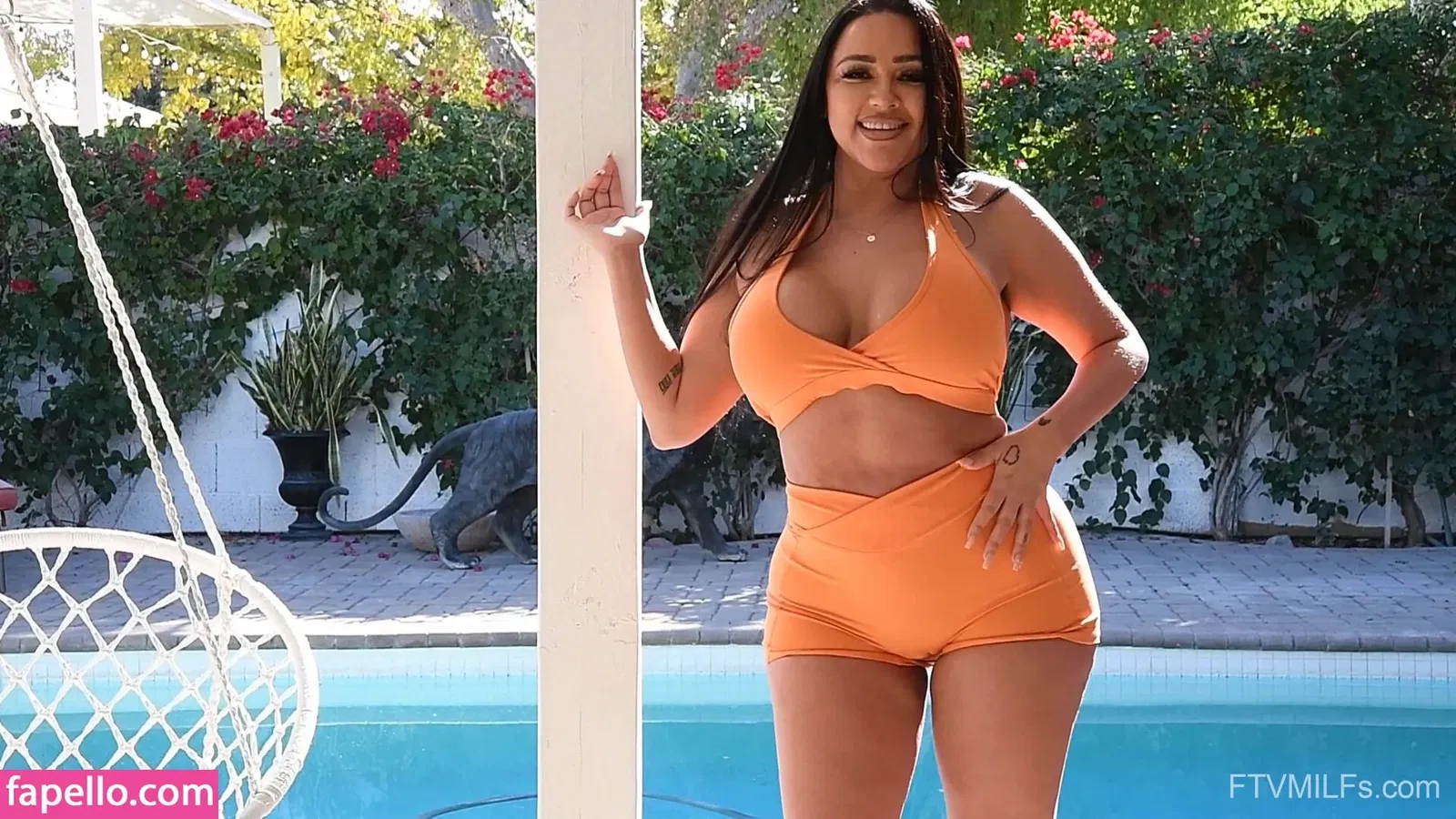 Zoey Foxx / badgirlfoxx / zoeyfoxx Onlyfans Photo Gallery 