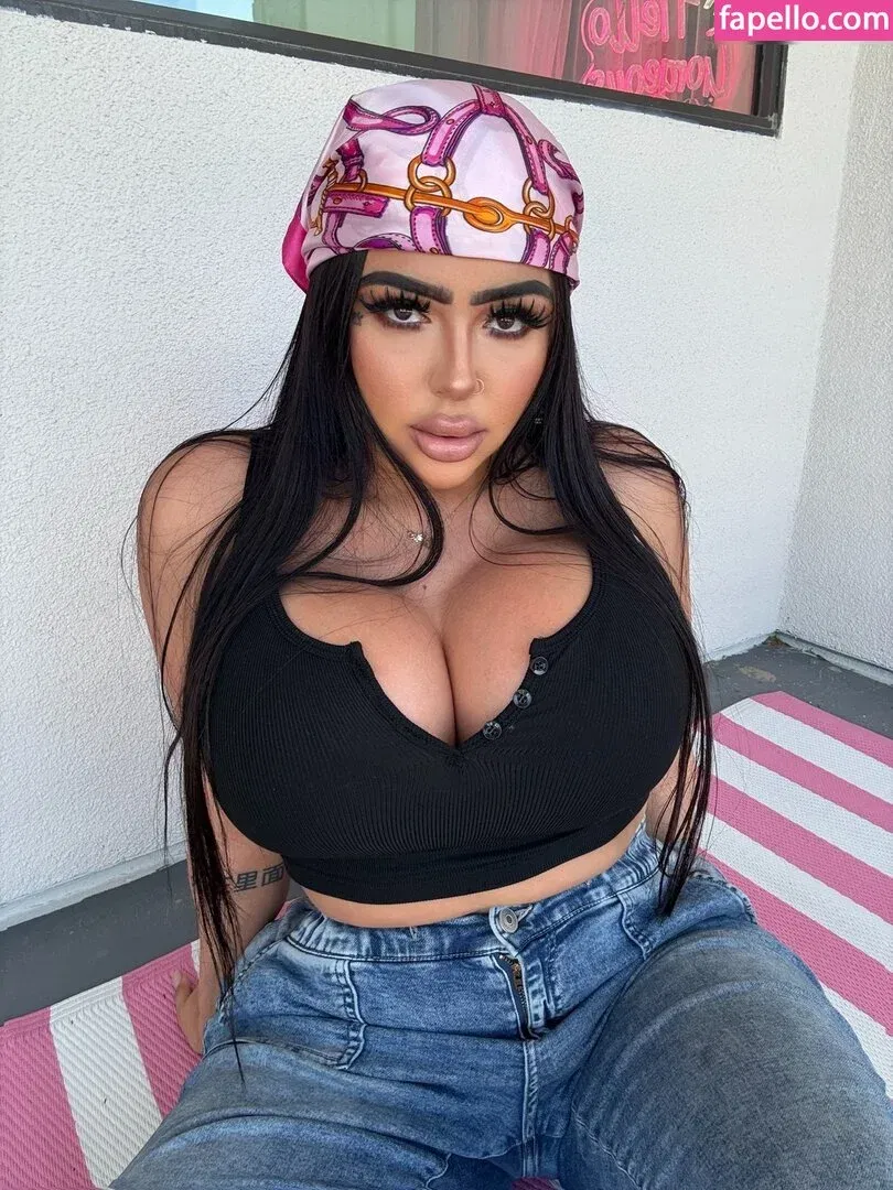 Zoey Foxx / badgirlfoxx / zoeyfoxx Onlyfans Photo Gallery 