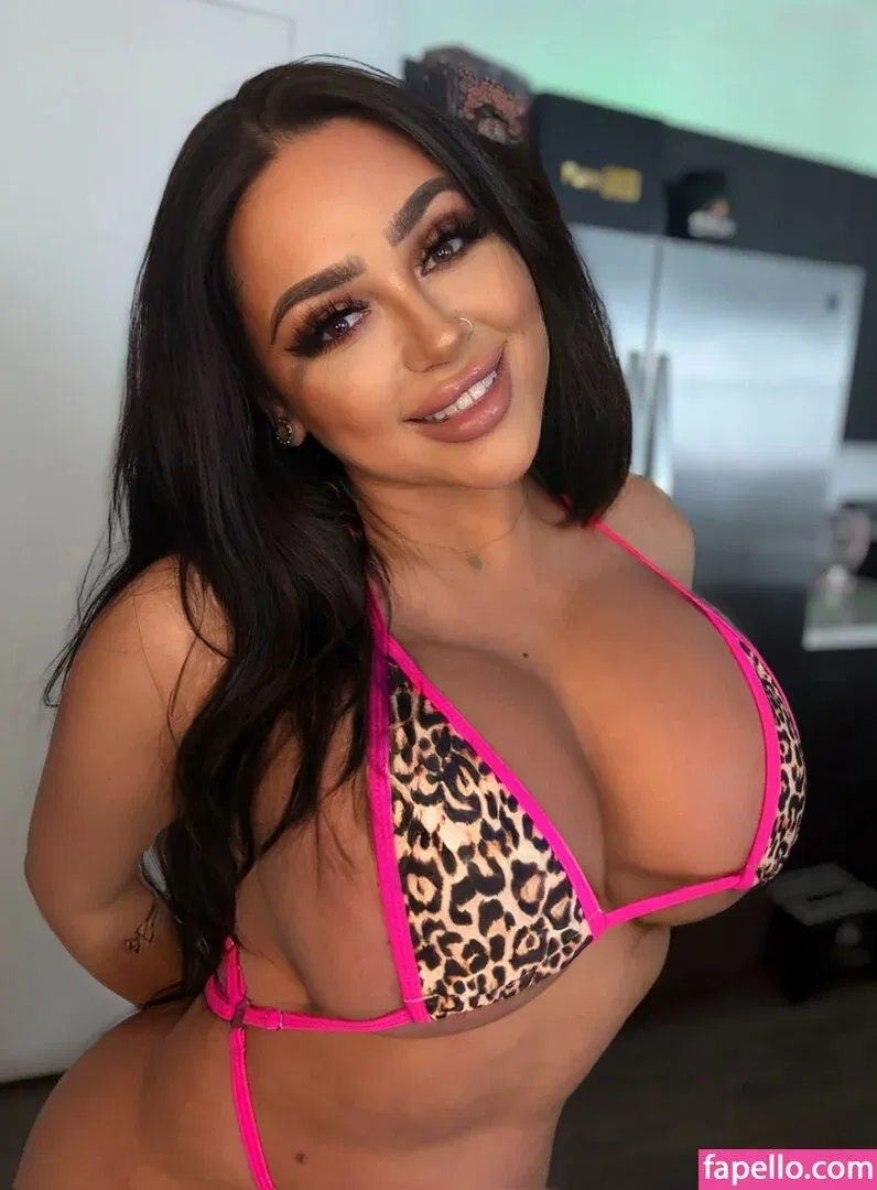 Zoey Foxx / badgirlfoxx / zoeyfoxx Onlyfans Photo Gallery 