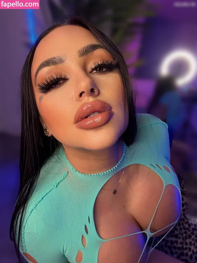 Zoey Foxx / badgirlfoxx / zoeyfoxx Onlyfans Photo Gallery 