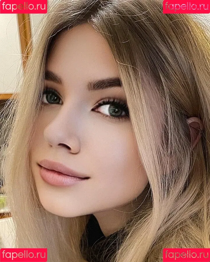 Mavpochka / https: / mavpochka_ Onlyfans Photo Gallery 