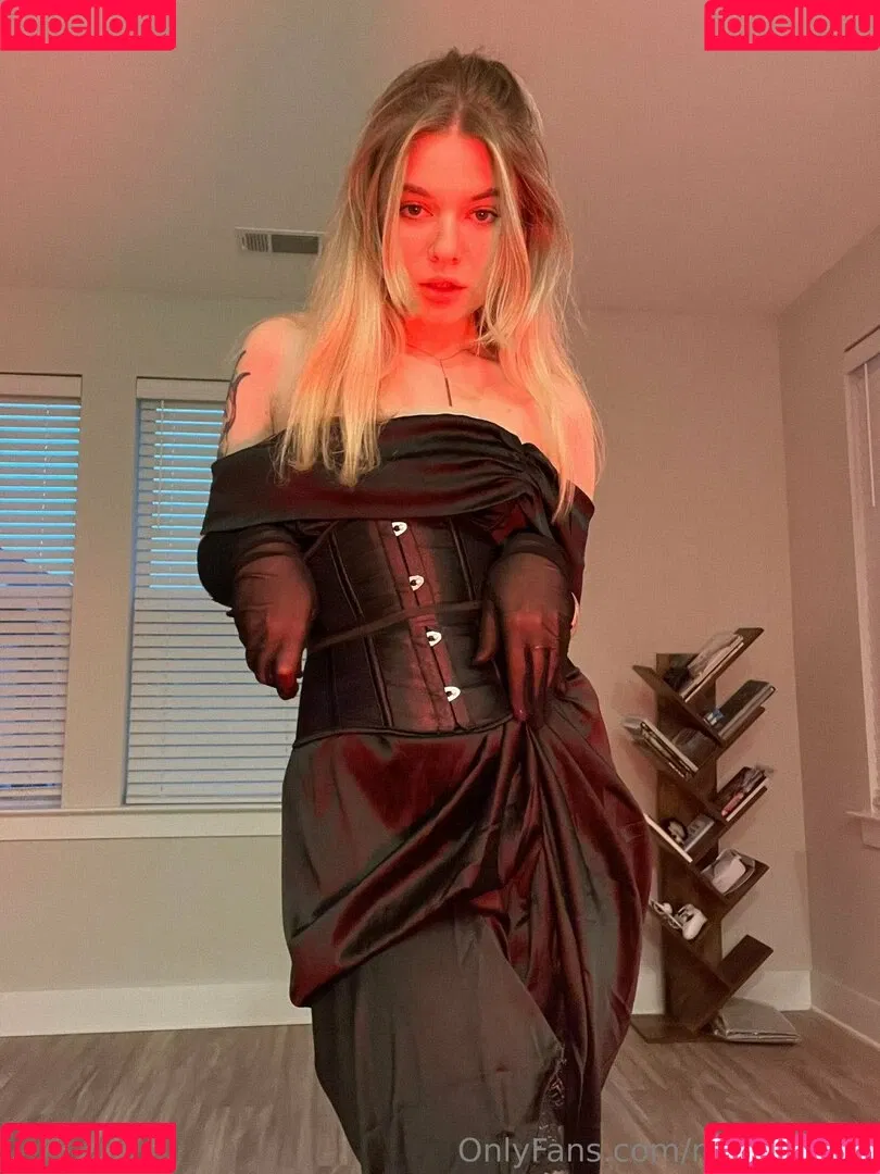 Mavpochka / https: / mavpochka_ Onlyfans Photo Gallery 