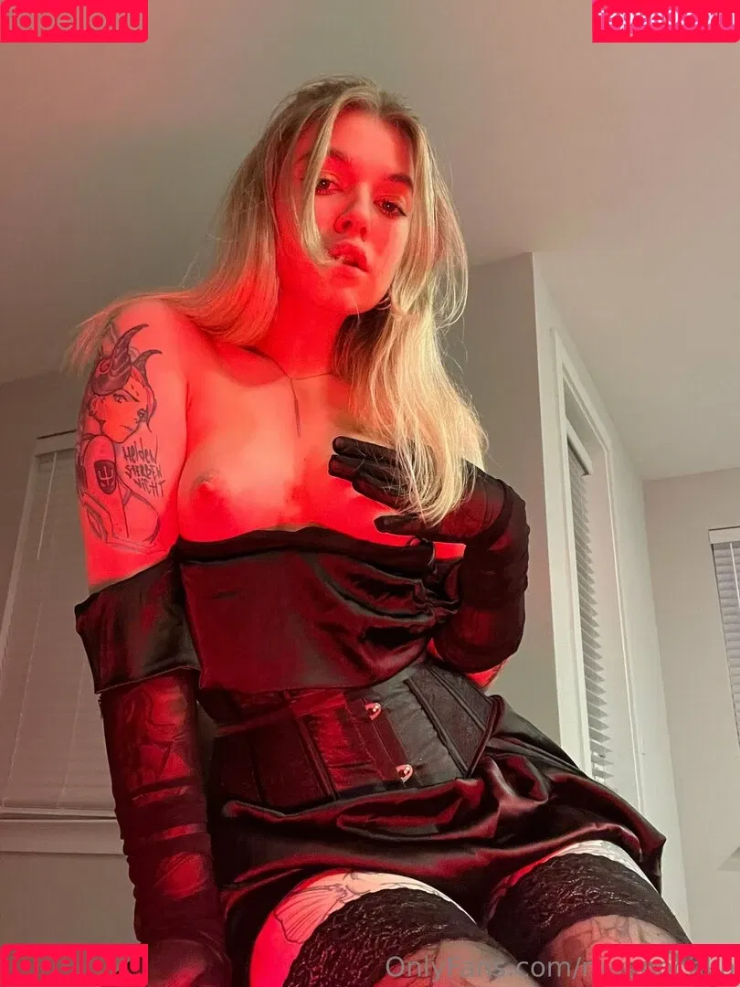 Mavpochka / https: / mavpochka_ Onlyfans Photo Gallery 