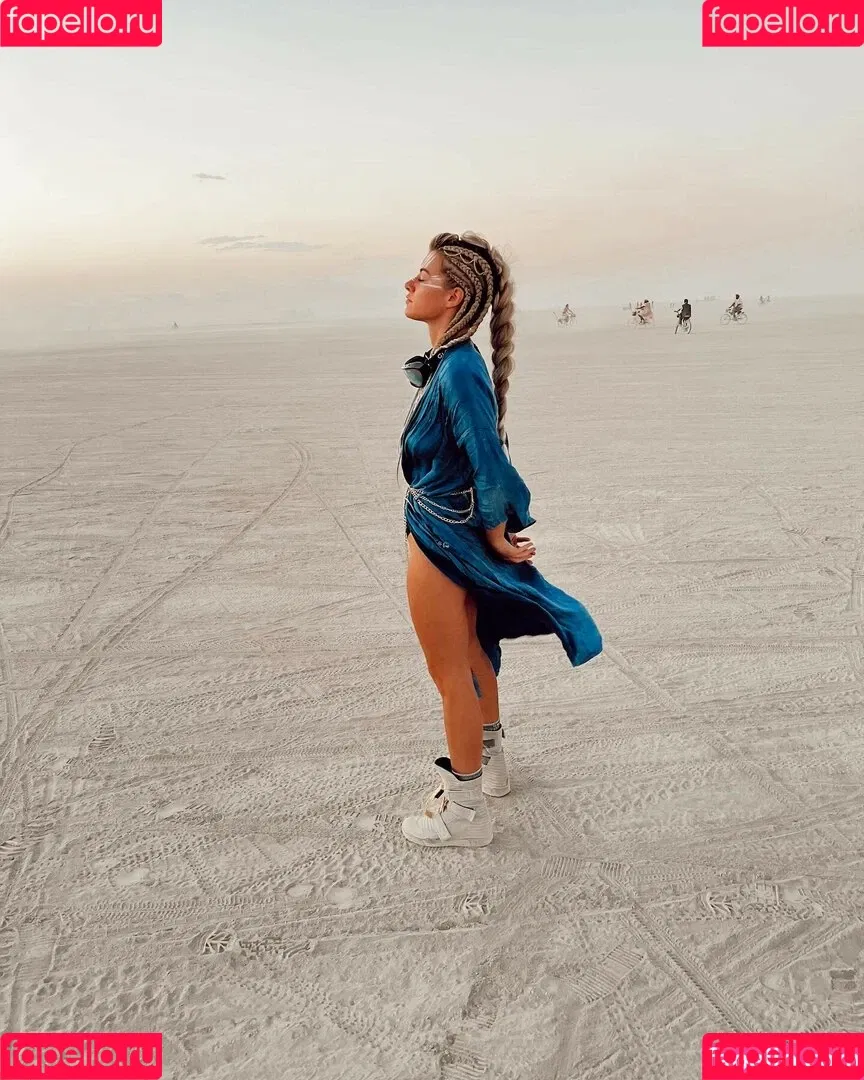 Rachel Bell / rachaelbelle / rachelbell Onlyfans Photo Gallery 