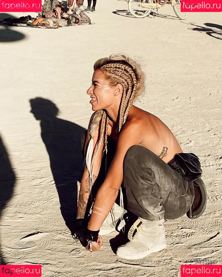 Rachel Bell / rachaelbelle / rachelbell Onlyfans Photo Gallery 