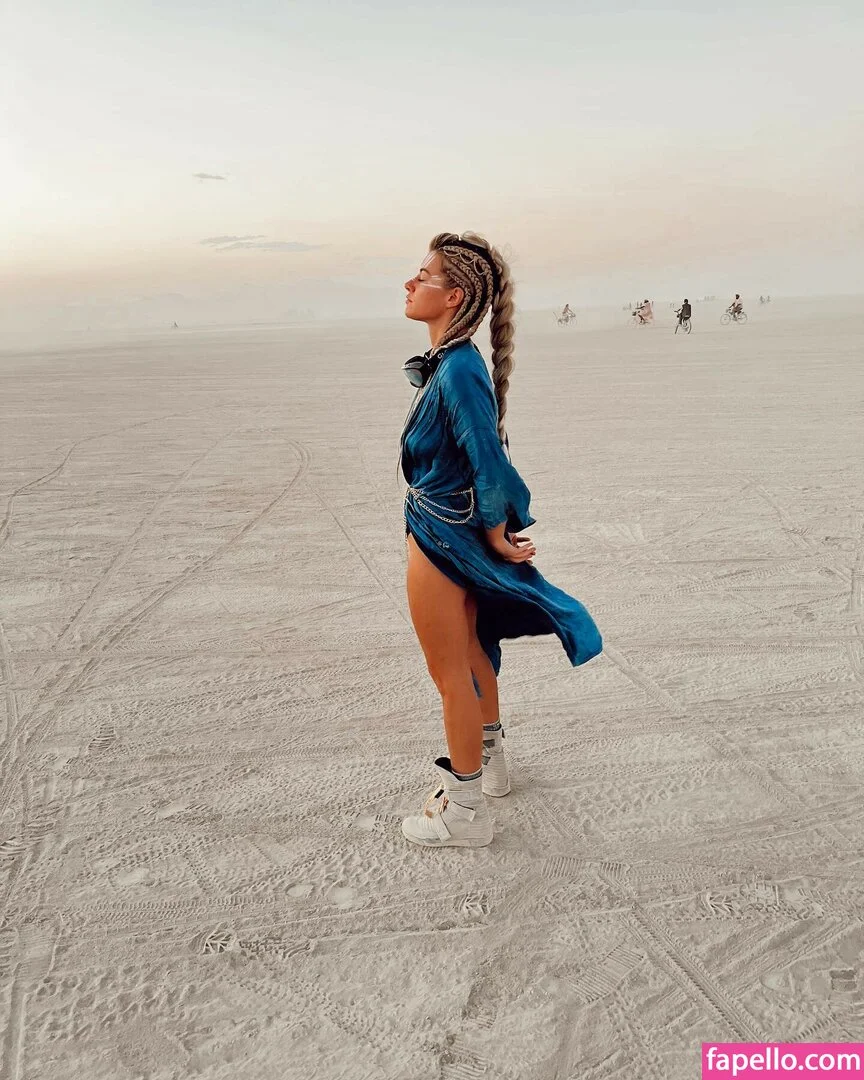 Rachel Bell / rachaelbelle / rachelbell Onlyfans Photo Gallery 