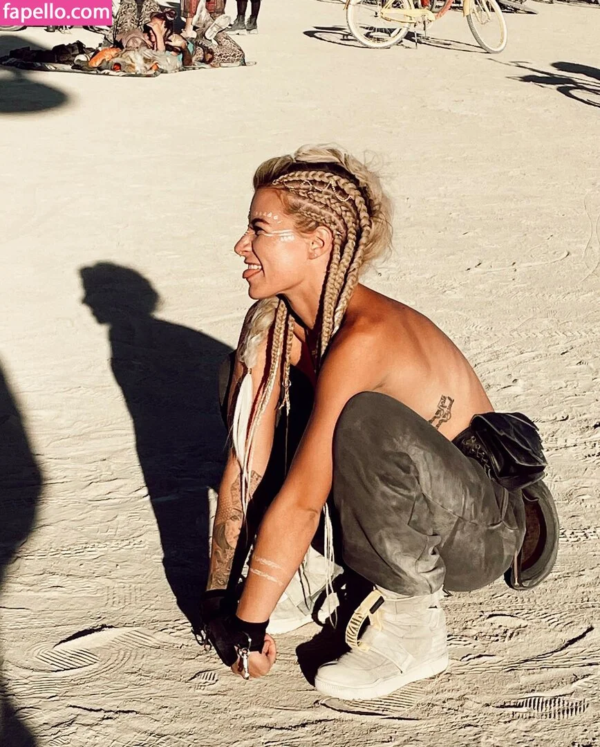 Rachel Bell / rachaelbelle / rachelbell Onlyfans Photo Gallery 