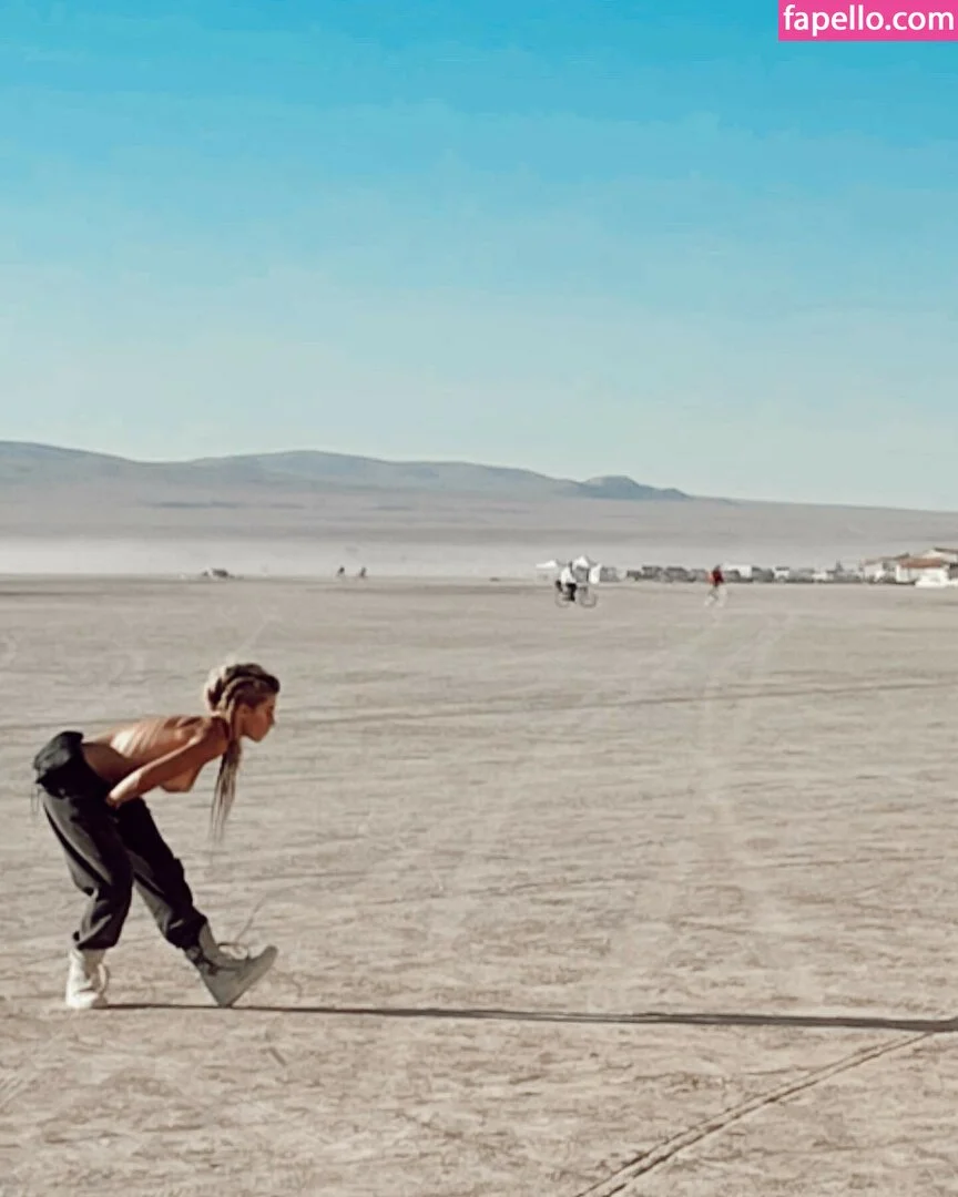 Rachel Bell / rachaelbelle / rachelbell Onlyfans Photo Gallery 