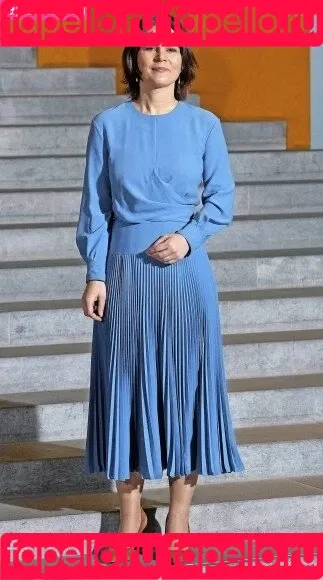 Annalena Baerbock / abaerbock Onlyfans Photo Gallery 