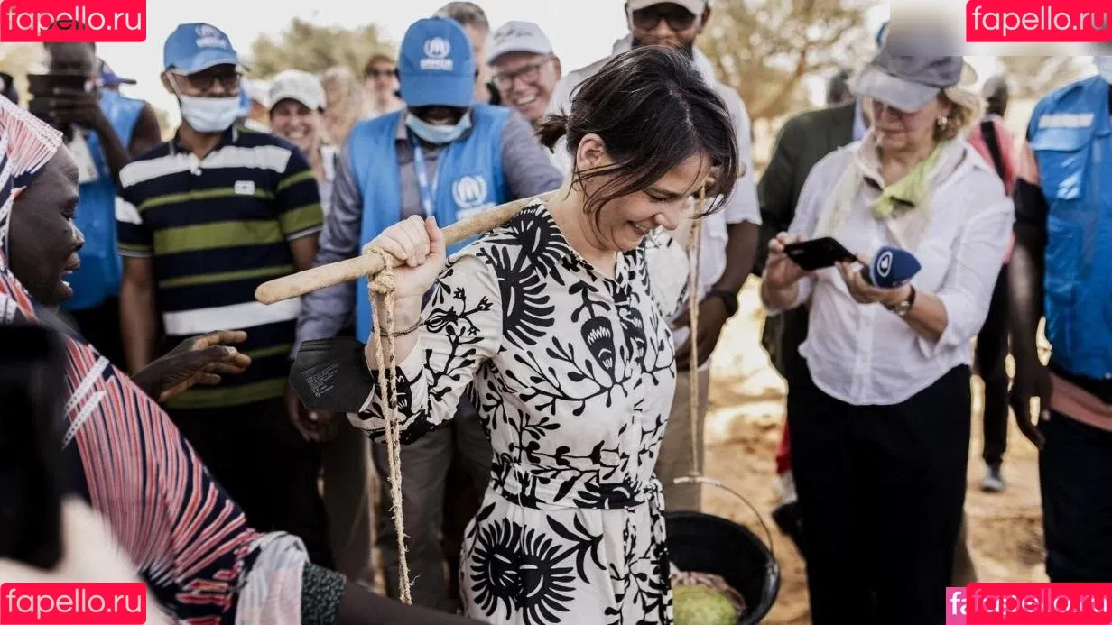 Annalena Baerbock / abaerbock Onlyfans Photo Gallery 