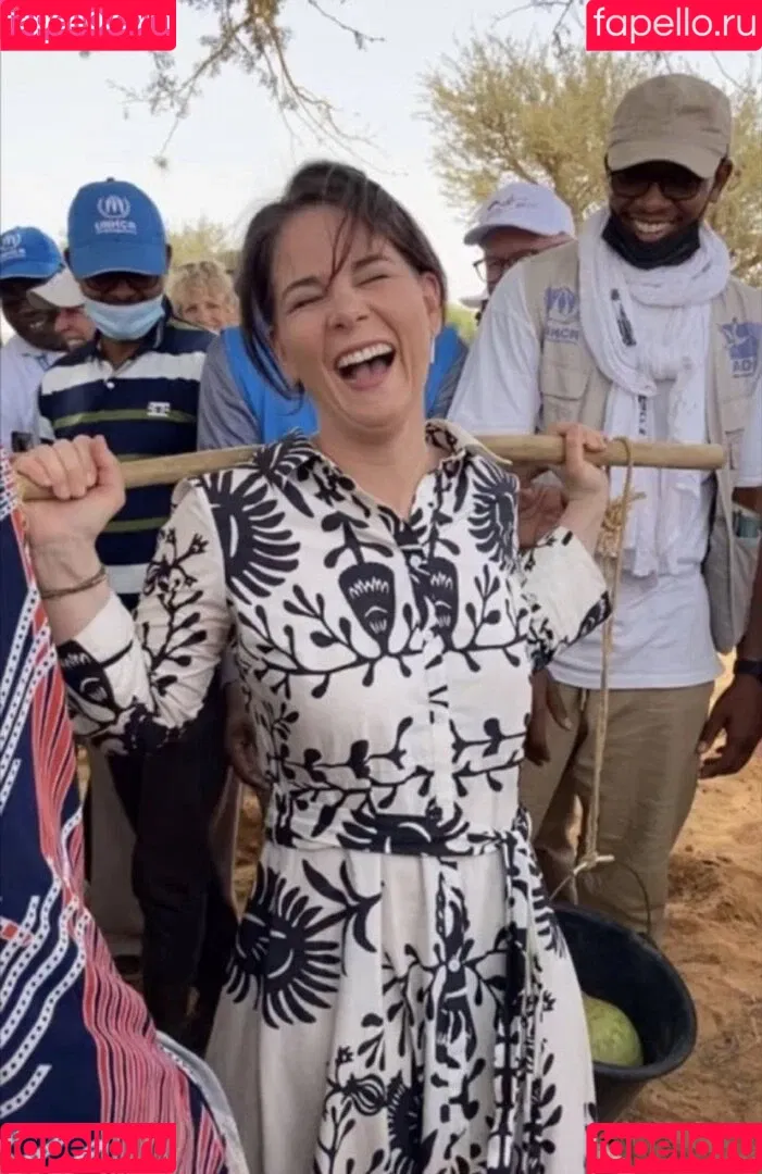 Annalena Baerbock / abaerbock Onlyfans Photo Gallery 