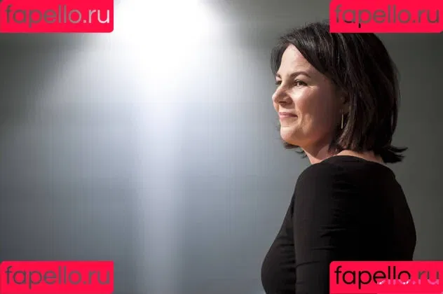 Annalena Baerbock / abaerbock Onlyfans Photo Gallery 